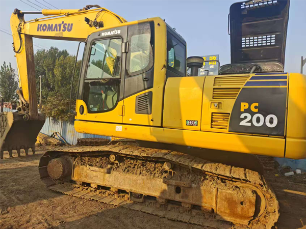 Excavator 201 PC 200