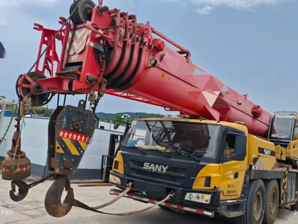 ONE UNIT SANY 80-TON TRUCK CRANE