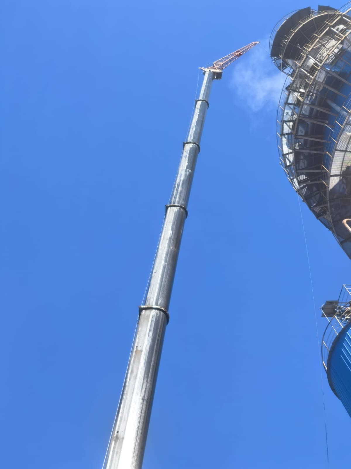 ONE UNIT ZOOMLION 260T TRUCK CRANE - Image 6