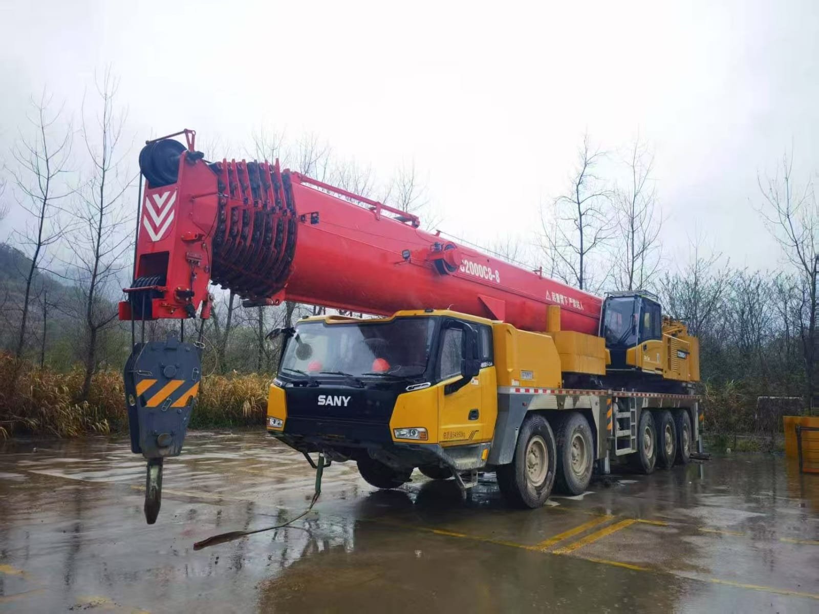 ONE UNIT SANY 160-TON TRUCK CRANE