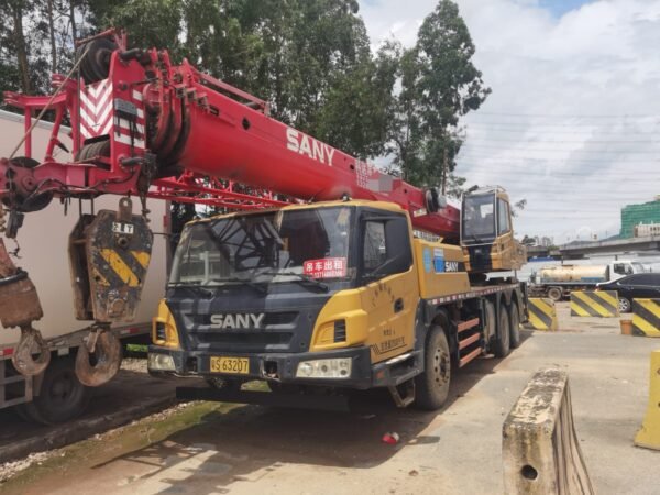 ONE UNIT SANY 25T TRUCK CRANE