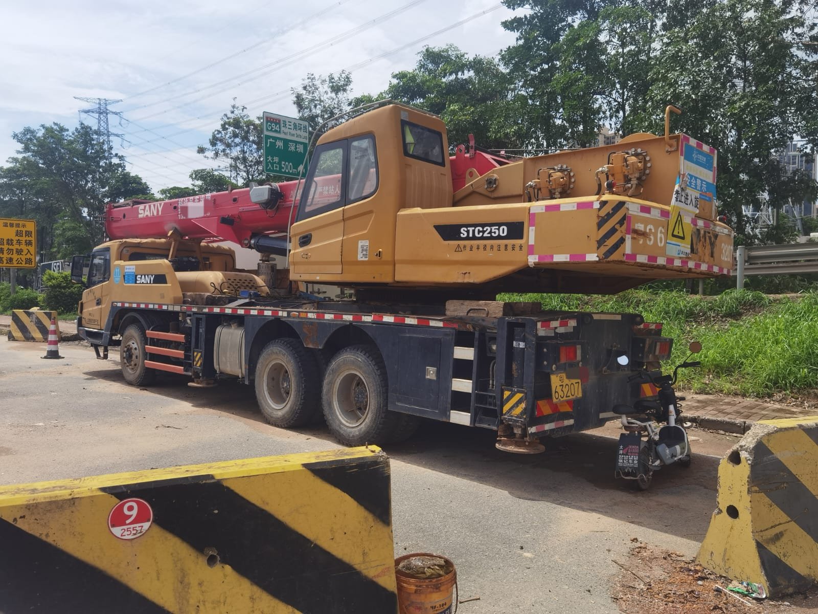 ONE UNIT SANY 25T TRUCK CRANE - Image 3