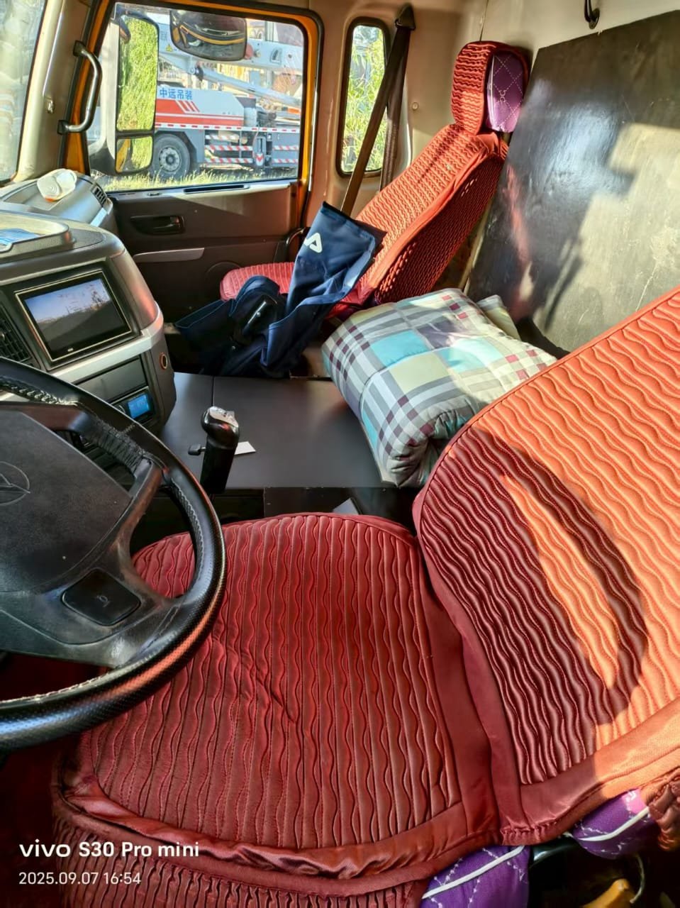 ONE UNIT SANY 75-TON TRUCK CRANE - Image 14