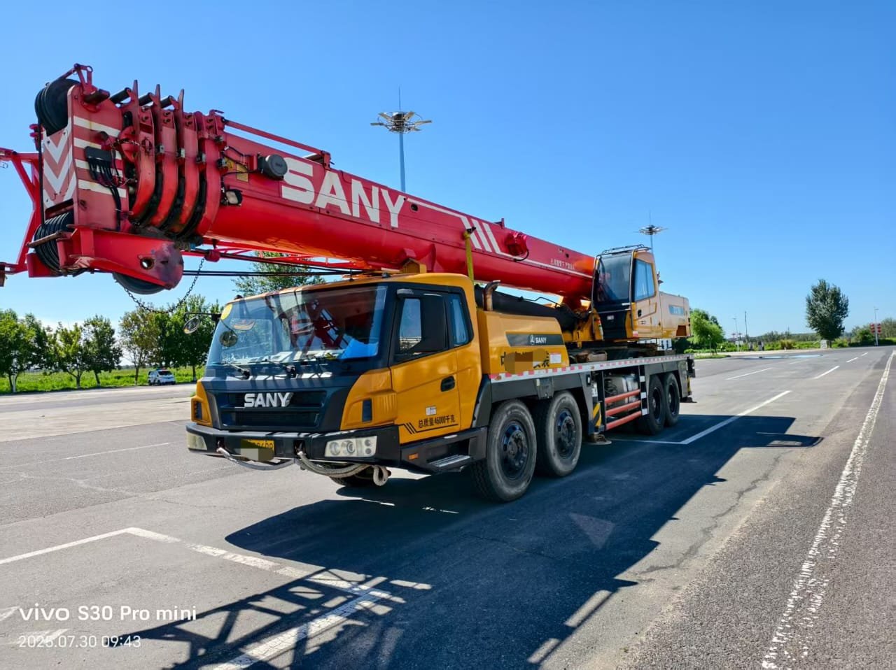 ONE UNIT SANY 75-TON TRUCK CRANE - Image 10