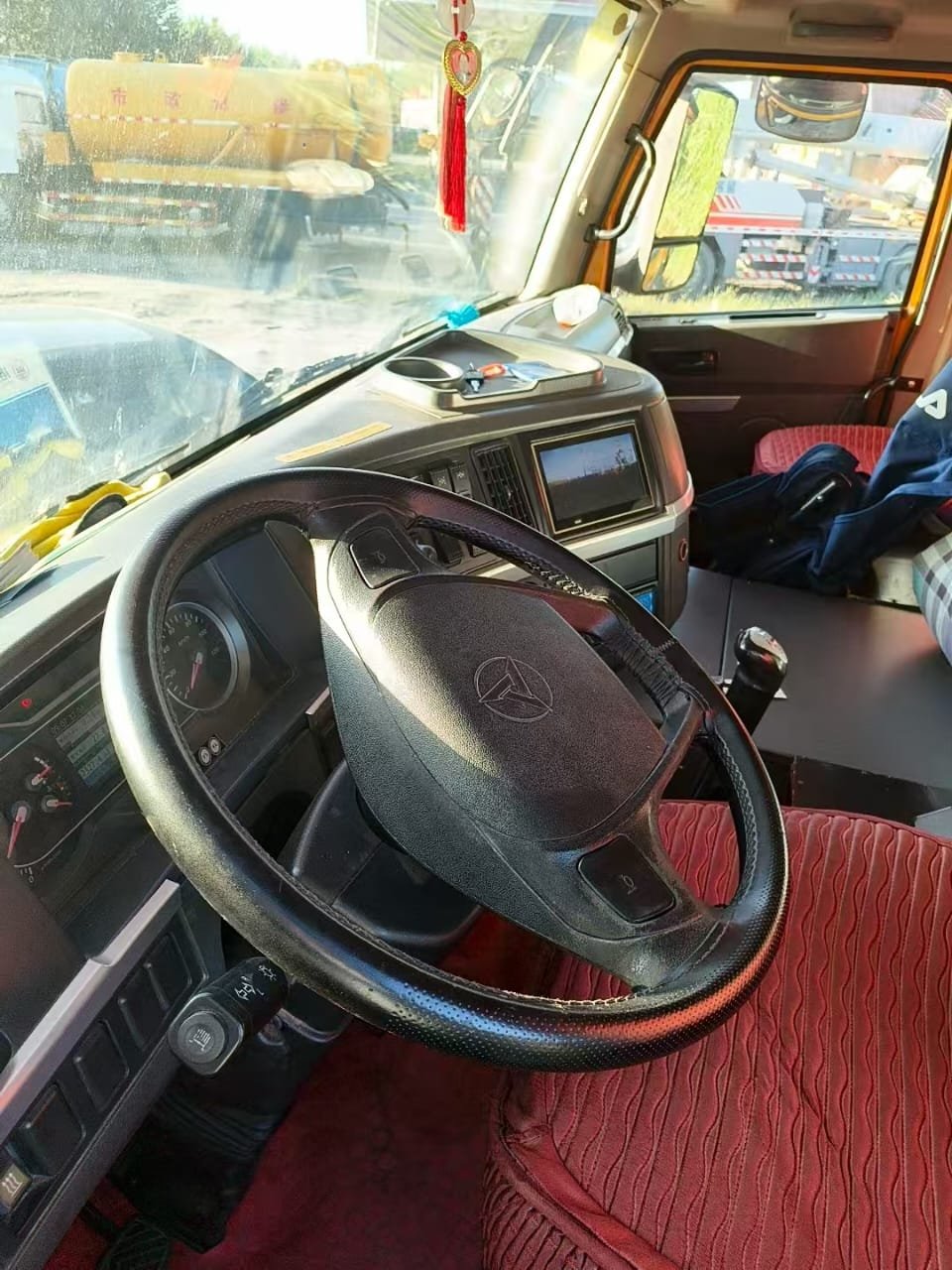 ONE UNIT SANY 75-TON TRUCK CRANE - Image 11