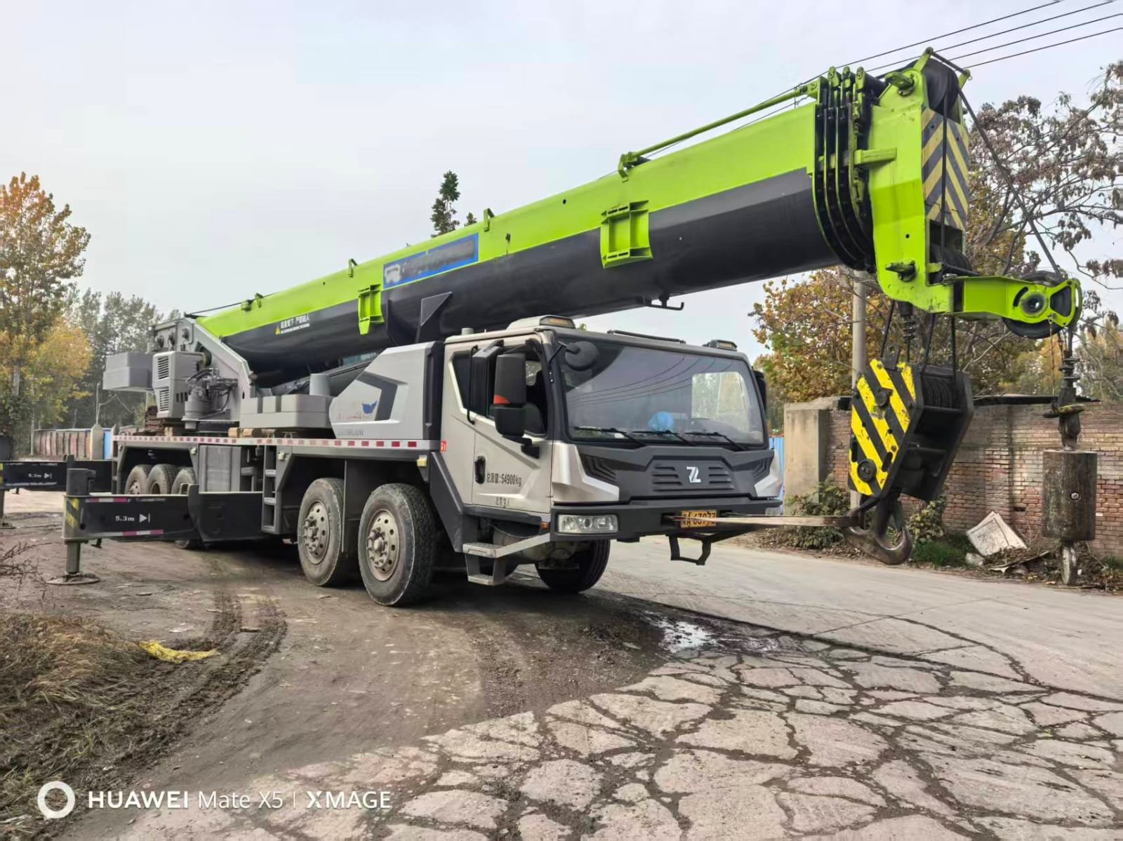 ONE UNIT ZOOMLION 100T TRUCK CRANE - Image 5