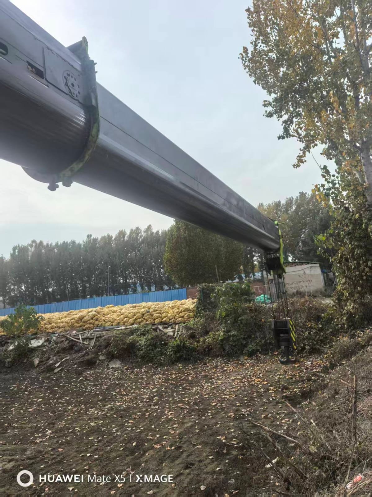 ONE UNIT ZOOMLION 110-TON TRUCK CRANE - Image 12