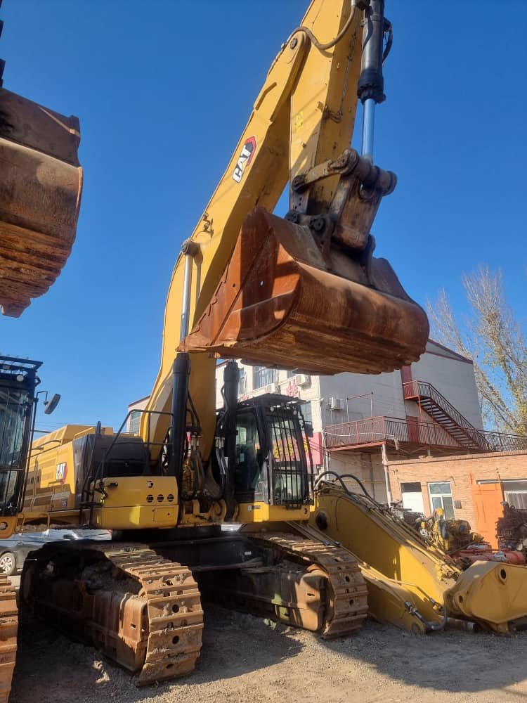 Wheel Loader - Image 28