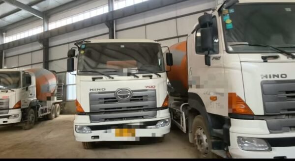 Hino 700 Mixer Truck