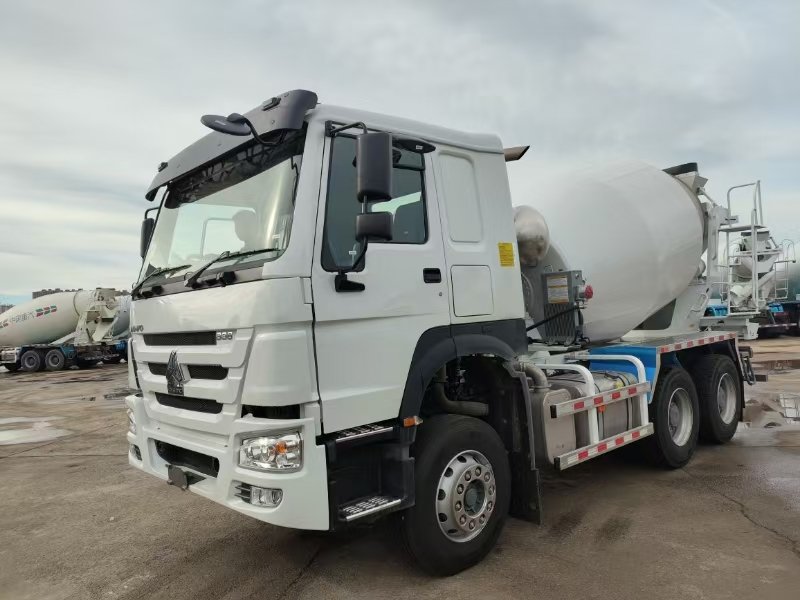 MIXER TRUCK 6X4 10 m³