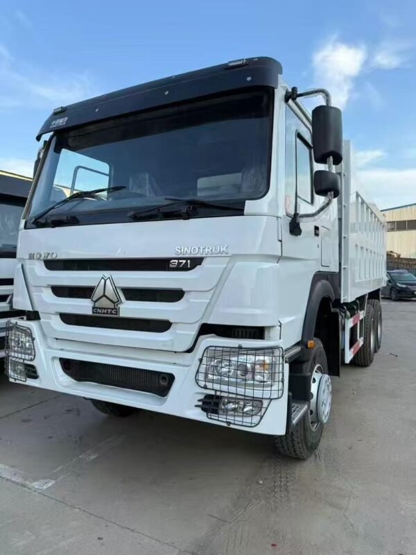 HOWO DUMP TRUCK